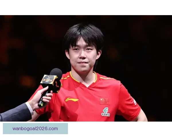 师娘落泪心疼刘国正妻子哽咽王楚钦独背国旗前行这一幕太揪心至极